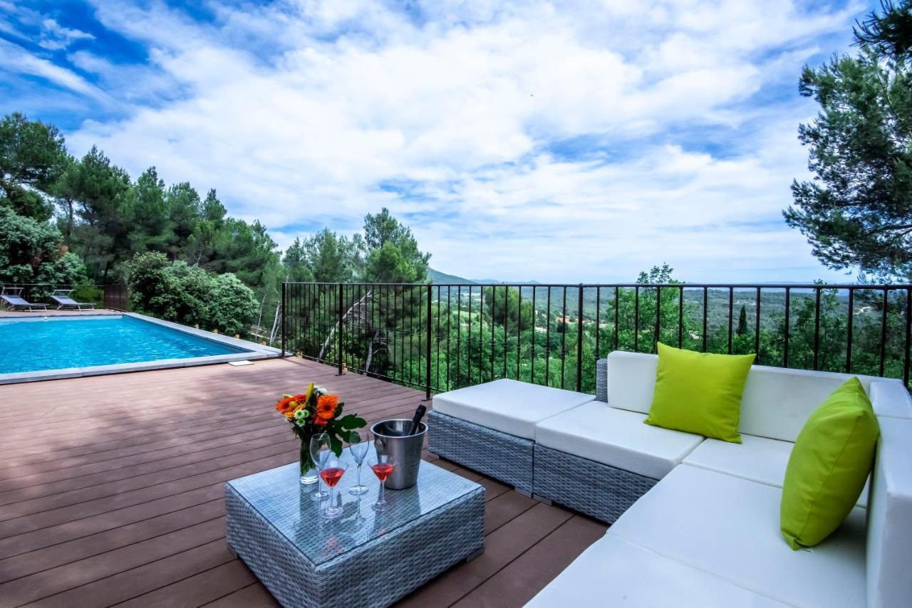 Villa Lumineuse Avec Piscine Clim 1Ere Etage Vue Panoramique Sur Les Montagnes Sur Le Site De La Sainte-Victoire Le Tholonet Buitenkant foto